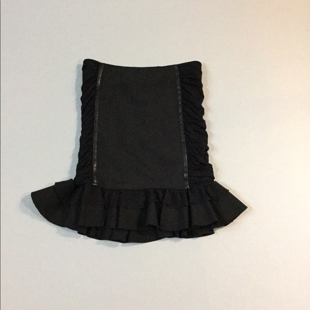 Bebe skirt size 2